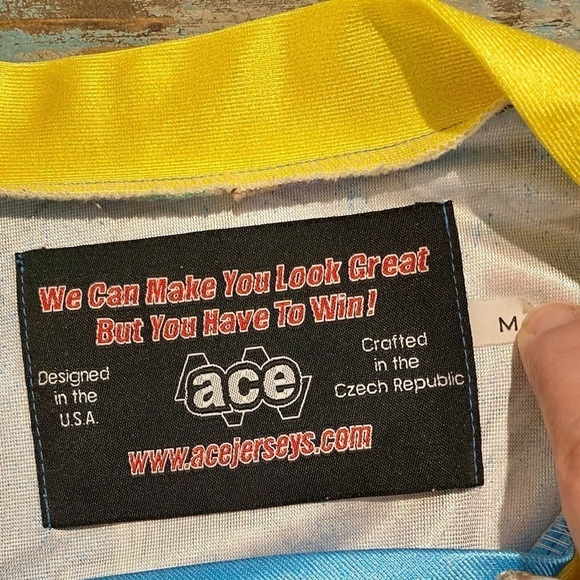 Ace Hockey Jersey Colorful Pinup Angel #28 Mustangs San Jose CA Med Unisex - Picture 5 of 7